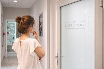 5 косметологических процедур, которые лучше перенести до осени